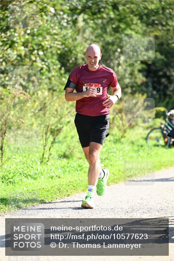 27.09.2026 - 35. Volkslauf durch das schöne Alstertal Dr. Thomas Lammeyer http://msf.ph/oto/10577623 27.09.2026 11:54:35 Laufen 9 meine-sportfotos.de