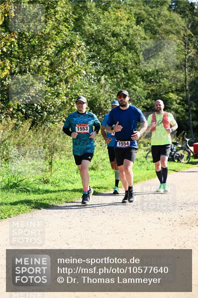 27.09.2026 - 35. Volkslauf durch das schöne Alstertal Dr. Thomas Lammeyer http://msf.ph/oto/10577640 27.09.2026 11:54:41 Laufen 1553, 1554 meine-sportfotos.de