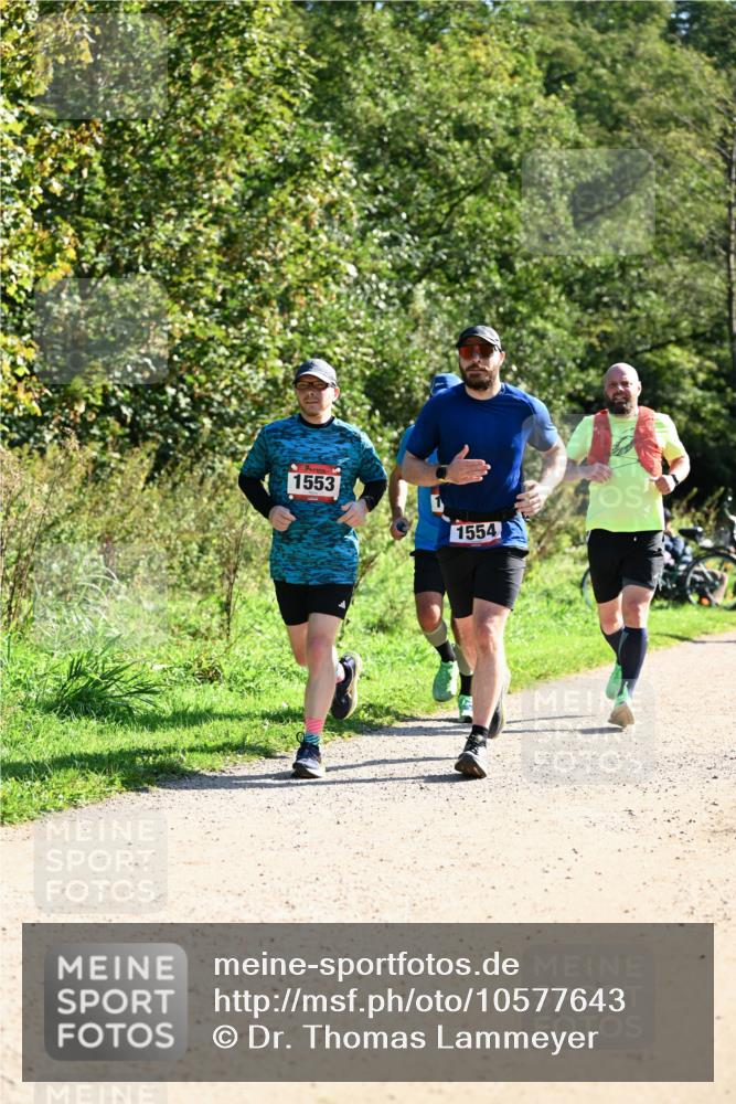 27.09.2026 - 35. Volkslauf durch das schöne Alstertal Dr. Thomas Lammeyer http://msf.ph/oto/10577643 27.09.2026 11:54:41 Laufen 1553, 1554 meine-sportfotos.de
