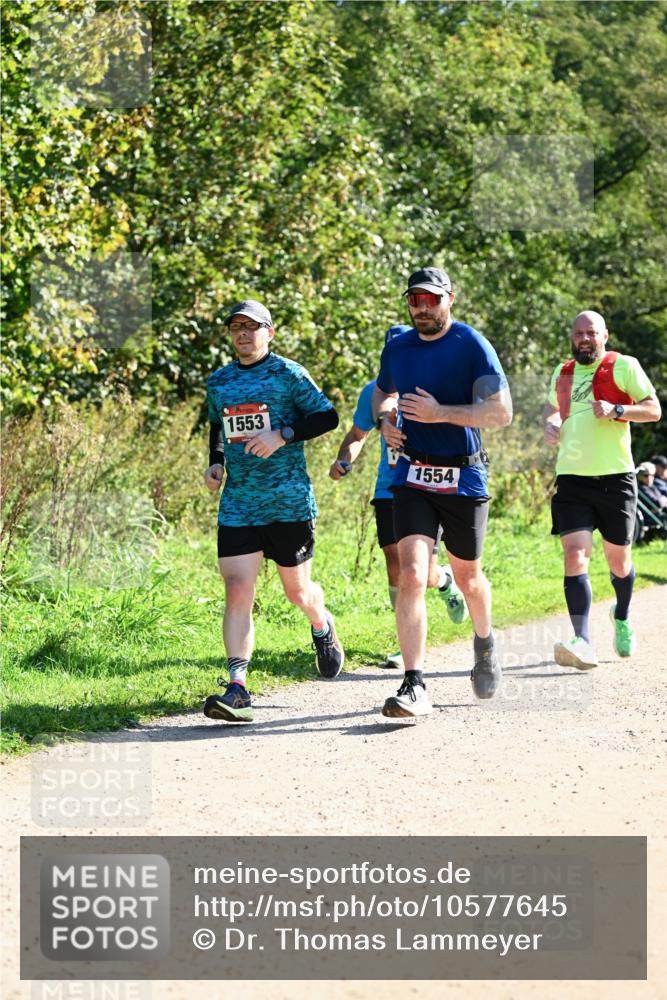 27.09.2026 - 35. Volkslauf durch das schöne Alstertal Dr. Thomas Lammeyer http://msf.ph/oto/10577645 27.09.2026 11:54:42 Laufen 1553, 1554 meine-sportfotos.de