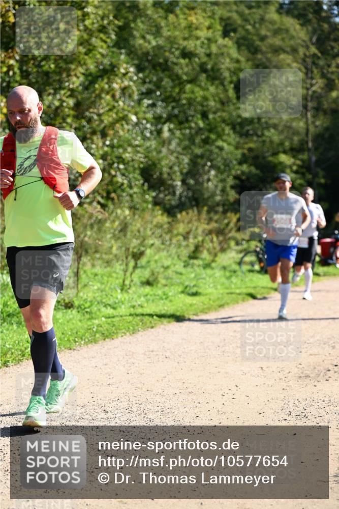 27.09.2026 - 35. Volkslauf durch das schöne Alstertal Dr. Thomas Lammeyer http://msf.ph/oto/10577654 27.09.2026 11:54:43 Laufen  meine-sportfotos.de