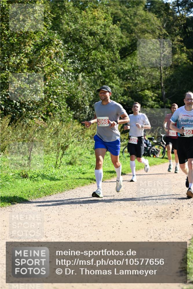 27.09.2026 - 35. Volkslauf durch das schöne Alstertal Dr. Thomas Lammeyer http://msf.ph/oto/10577656 27.09.2026 11:54:44 Laufen 2068, 2976, 50 meine-sportfotos.de