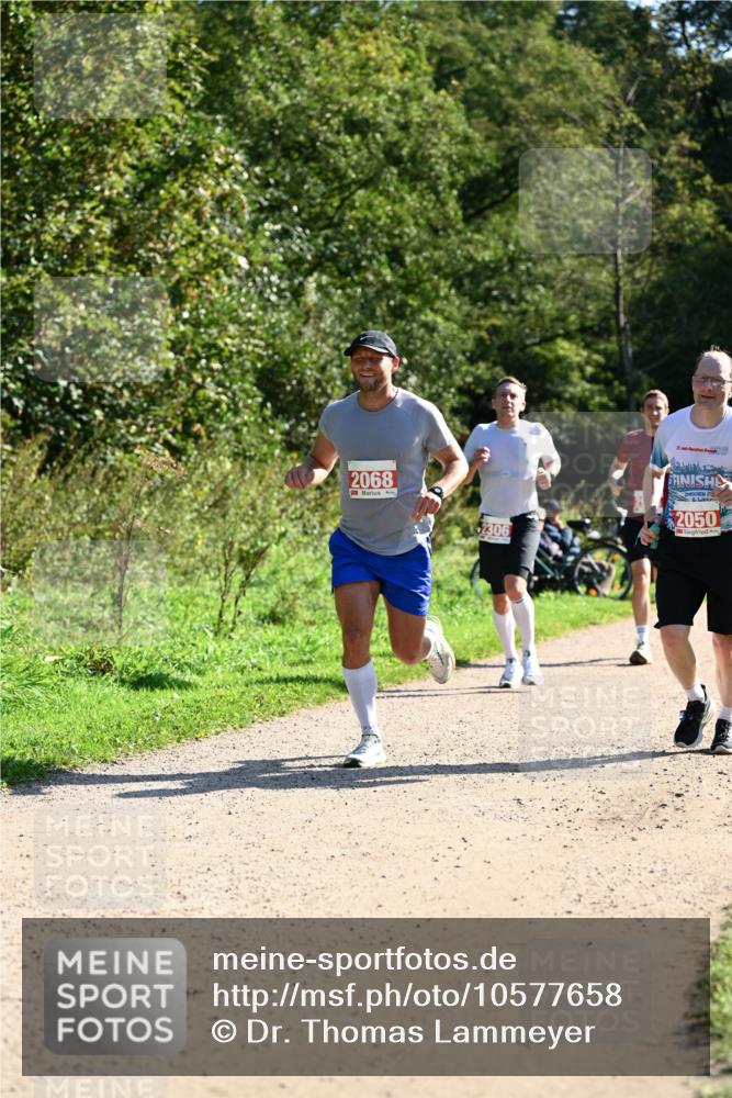 27.09.2026 - 35. Volkslauf durch das schöne Alstertal Dr. Thomas Lammeyer http://msf.ph/oto/10577658 27.09.2026 11:54:44 Laufen 2068, 2306, 2050 meine-sportfotos.de