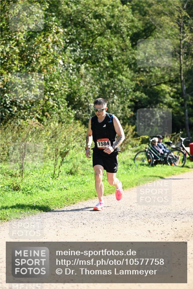 27.09.2026 - 35. Volkslauf durch das schöne Alstertal Dr. Thomas Lammeyer http://msf.ph/oto/10577758 27.09.2026 11:55:17 Laufen 1584 meine-sportfotos.de