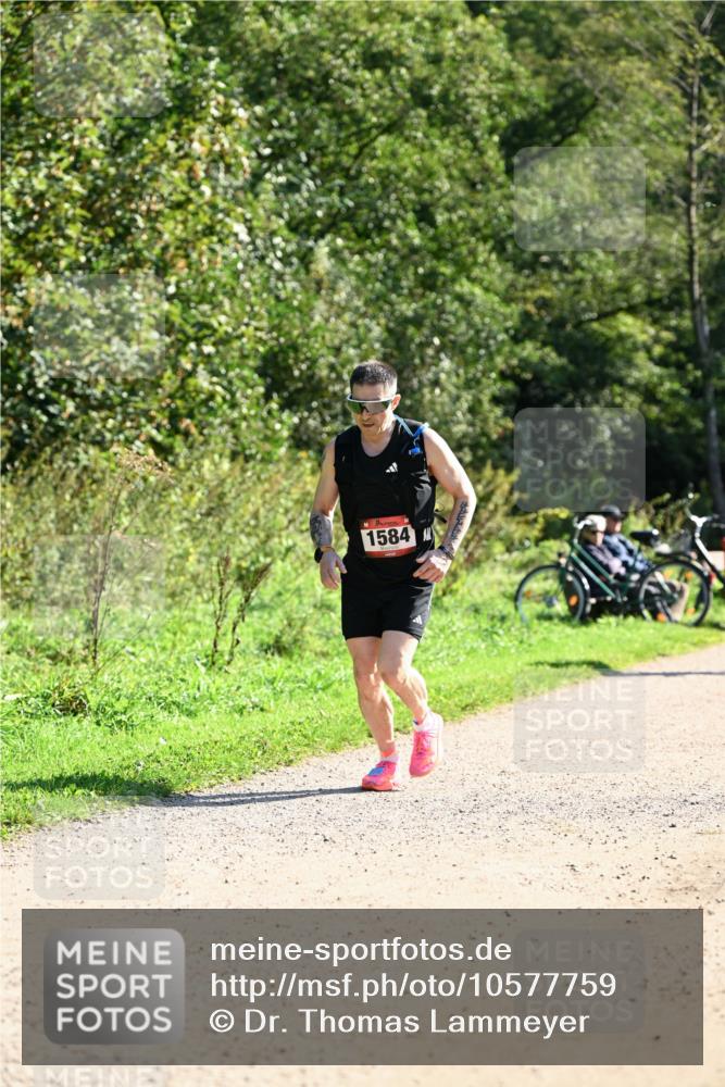 27.09.2026 - 35. Volkslauf durch das schöne Alstertal Dr. Thomas Lammeyer http://msf.ph/oto/10577759 27.09.2026 11:55:17 Laufen 1584 meine-sportfotos.de