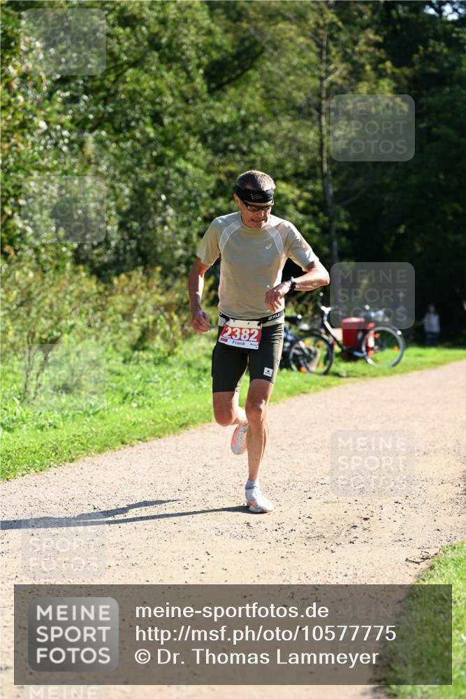 27.09.2026 - 35. Volkslauf durch das schöne Alstertal Dr. Thomas Lammeyer http://msf.ph/oto/10577775 27.09.2026 11:55:20 Laufen 2382, 2 meine-sportfotos.de