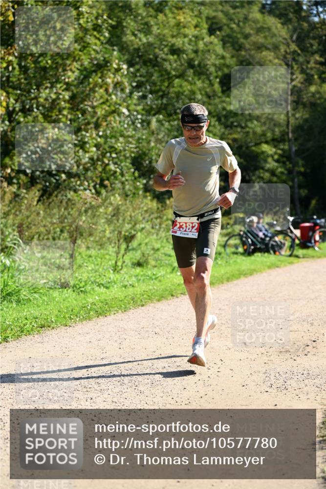 27.09.2026 - 35. Volkslauf durch das schöne Alstertal Dr. Thomas Lammeyer http://msf.ph/oto/10577780 27.09.2026 11:55:21 Laufen 2382 meine-sportfotos.de