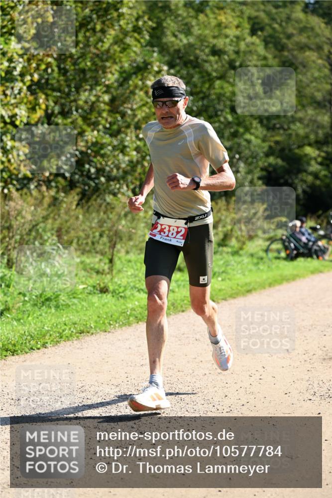 27.09.2026 - 35. Volkslauf durch das schöne Alstertal Dr. Thomas Lammeyer http://msf.ph/oto/10577784 27.09.2026 11:55:21 Laufen 2382, 2 meine-sportfotos.de