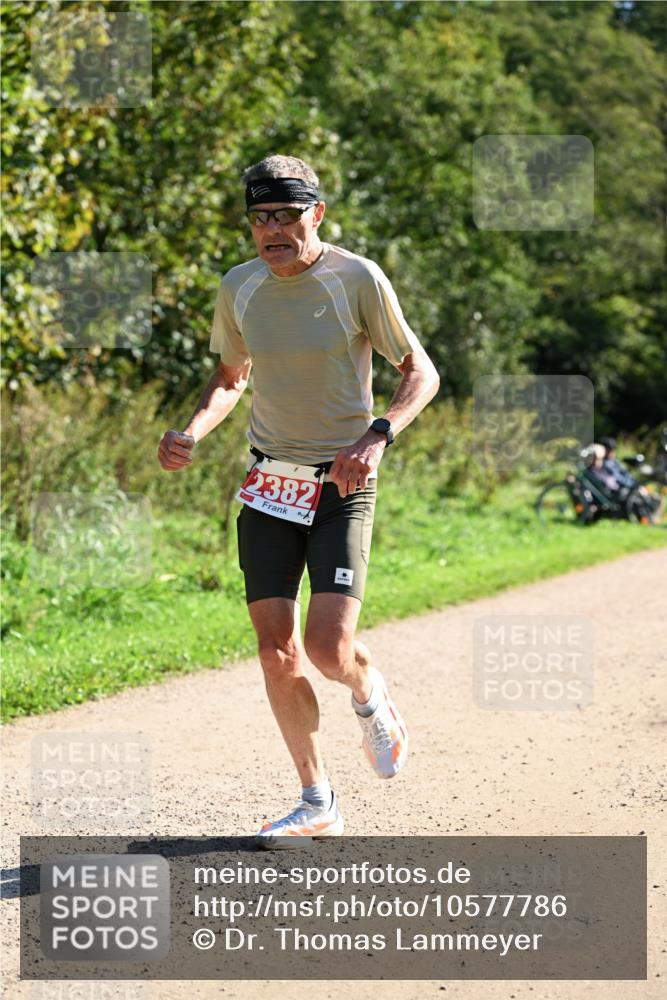 27.09.2026 - 35. Volkslauf durch das schöne Alstertal Dr. Thomas Lammeyer http://msf.ph/oto/10577786 27.09.2026 11:55:21 Laufen 2382 meine-sportfotos.de
