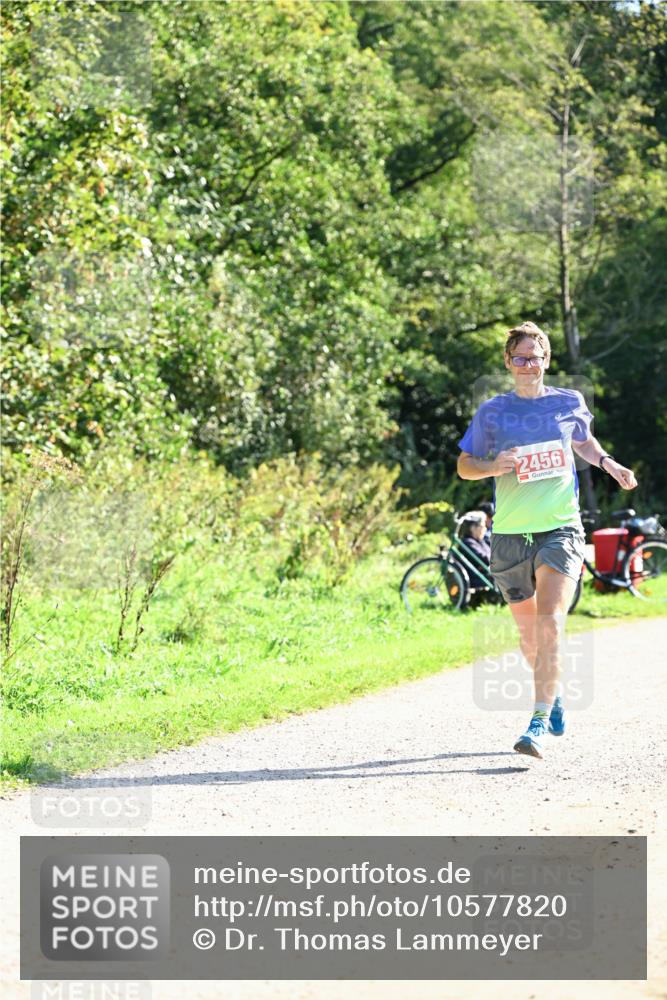 27.09.2026 - 35. Volkslauf durch das schöne Alstertal Dr. Thomas Lammeyer http://msf.ph/oto/10577820 27.09.2026 11:55:35 Laufen 2456 meine-sportfotos.de