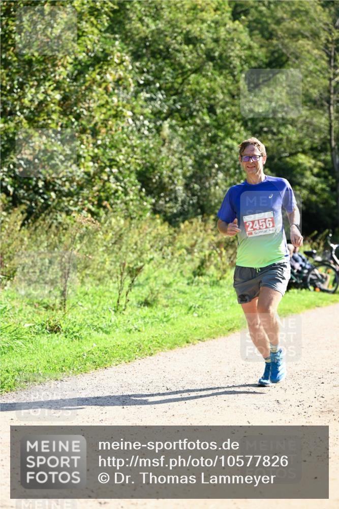27.09.2026 - 35. Volkslauf durch das schöne Alstertal Dr. Thomas Lammeyer http://msf.ph/oto/10577826 27.09.2026 11:55:35 Laufen 2456 meine-sportfotos.de