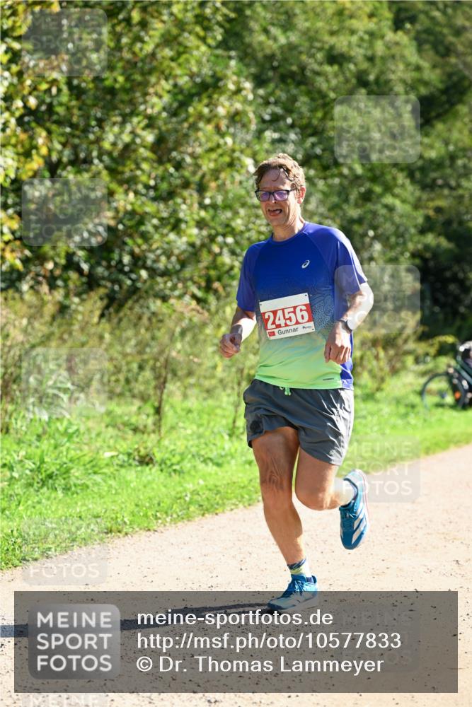 27.09.2026 - 35. Volkslauf durch das schöne Alstertal Dr. Thomas Lammeyer http://msf.ph/oto/10577833 27.09.2026 11:55:36 Laufen 2456 meine-sportfotos.de