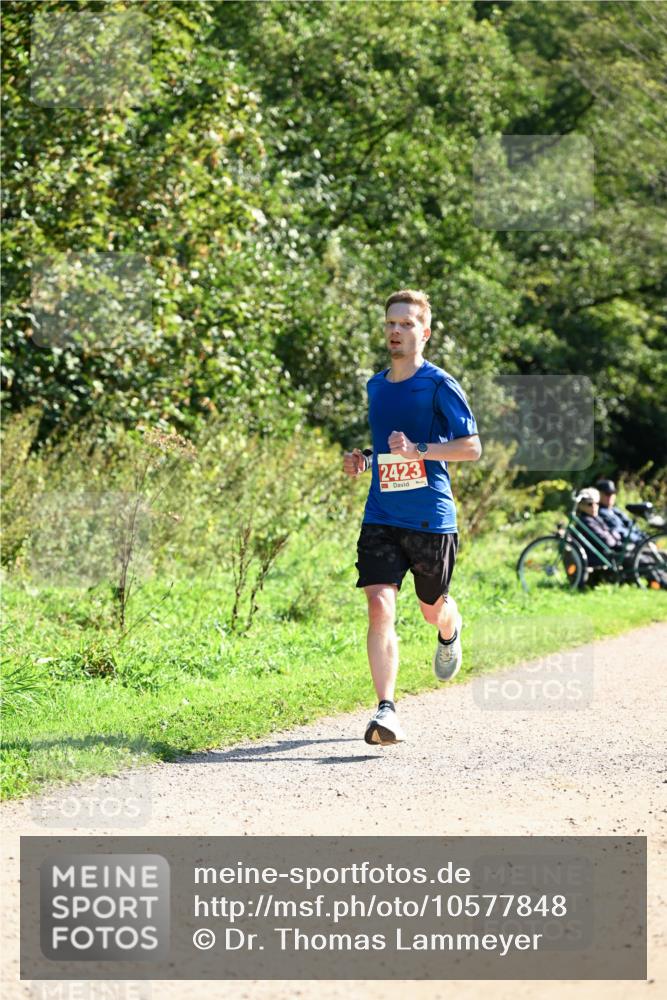 27.09.2026 - 35. Volkslauf durch das schöne Alstertal Dr. Thomas Lammeyer http://msf.ph/oto/10577848 27.09.2026 11:55:47 Laufen 2423 meine-sportfotos.de