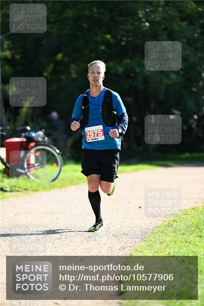 27.09.2026 - 35. Volkslauf durch das schöne Alstertal Dr. Thomas Lammeyer http://msf.ph/oto/10577906 27.09.2026 11:56:39 Laufen 2975 meine-sportfotos.de