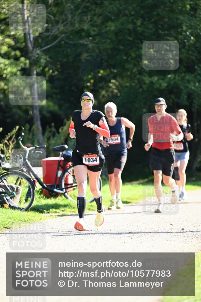 27.09.2026 - 35. Volkslauf durch das schöne Alstertal Dr. Thomas Lammeyer http://msf.ph/oto/10577983 27.09.2026 11:57:19 Laufen 1034, 1504 meine-sportfotos.de