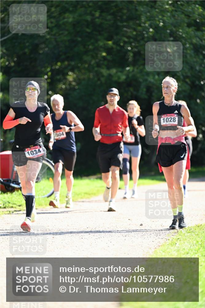 27.09.2026 - 35. Volkslauf durch das schöne Alstertal Dr. Thomas Lammeyer http://msf.ph/oto/10577986 27.09.2026 11:57:20 Laufen 1034, 1504, 1028 meine-sportfotos.de