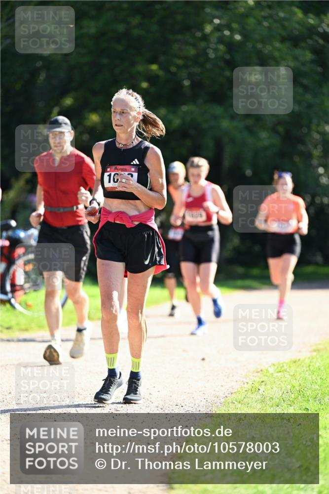 27.09.2026 - 35. Volkslauf durch das schöne Alstertal Dr. Thomas Lammeyer http://msf.ph/oto/10578003 27.09.2026 11:57:21 Laufen 16 meine-sportfotos.de