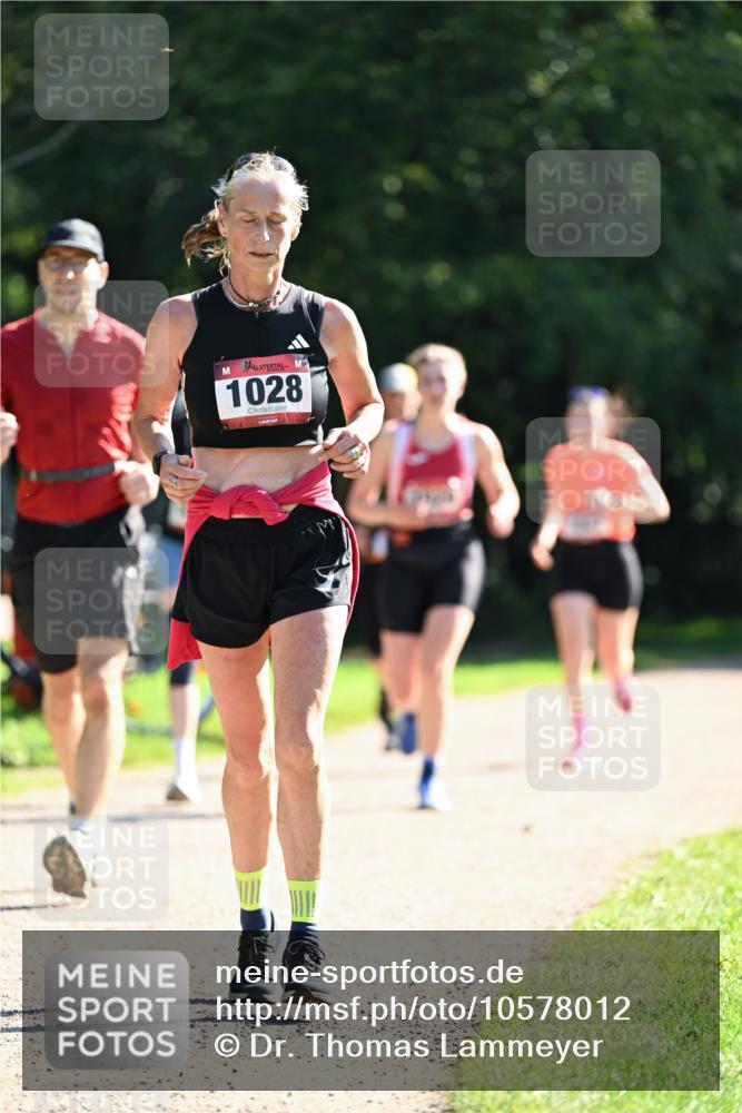 27.09.2026 - 35. Volkslauf durch das schöne Alstertal Dr. Thomas Lammeyer http://msf.ph/oto/10578012 27.09.2026 11:57:23 Laufen 1028 meine-sportfotos.de