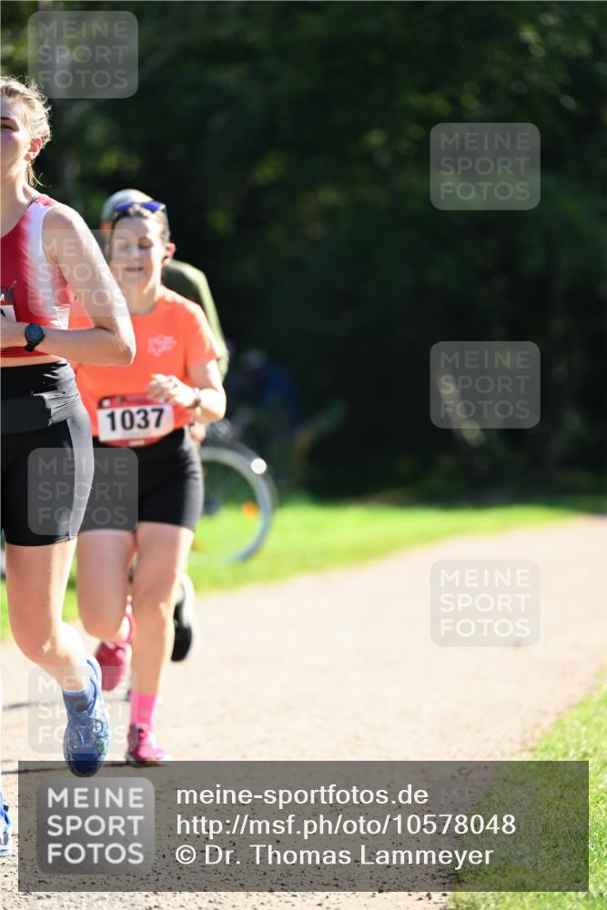 27.09.2026 - 35. Volkslauf durch das schöne Alstertal Dr. Thomas Lammeyer http://msf.ph/oto/10578048 27.09.2026 11:57:27 Laufen 1037 meine-sportfotos.de
