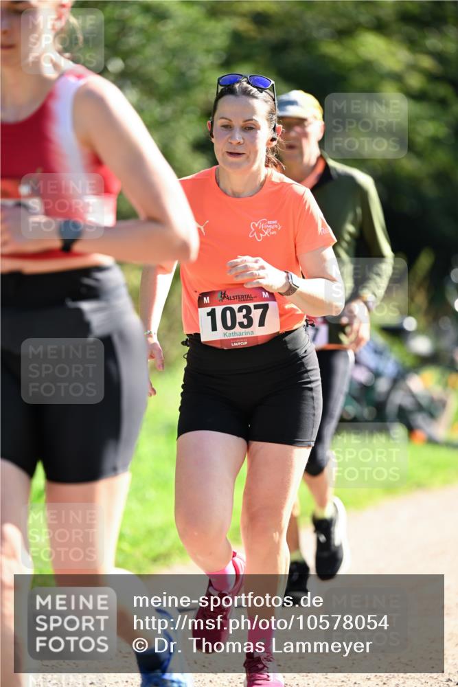 27.09.2026 - 35. Volkslauf durch das schöne Alstertal Dr. Thomas Lammeyer http://msf.ph/oto/10578054 27.09.2026 11:57:28 Laufen 1037 meine-sportfotos.de
