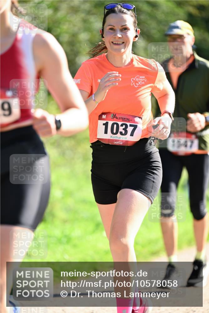 27.09.2026 - 35. Volkslauf durch das schöne Alstertal Dr. Thomas Lammeyer http://msf.ph/oto/10578058 27.09.2026 11:57:29 Laufen 9, 1037, 1547 meine-sportfotos.de