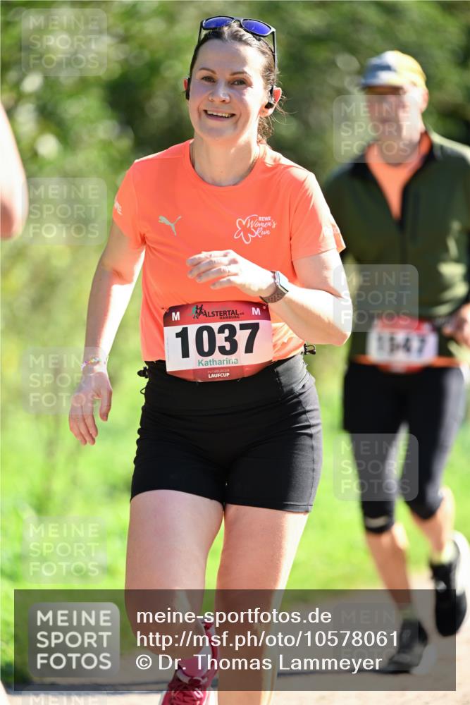 27.09.2026 - 35. Volkslauf durch das schöne Alstertal Dr. Thomas Lammeyer http://msf.ph/oto/10578061 27.09.2026 11:57:29 Laufen 1037, 1547 meine-sportfotos.de
