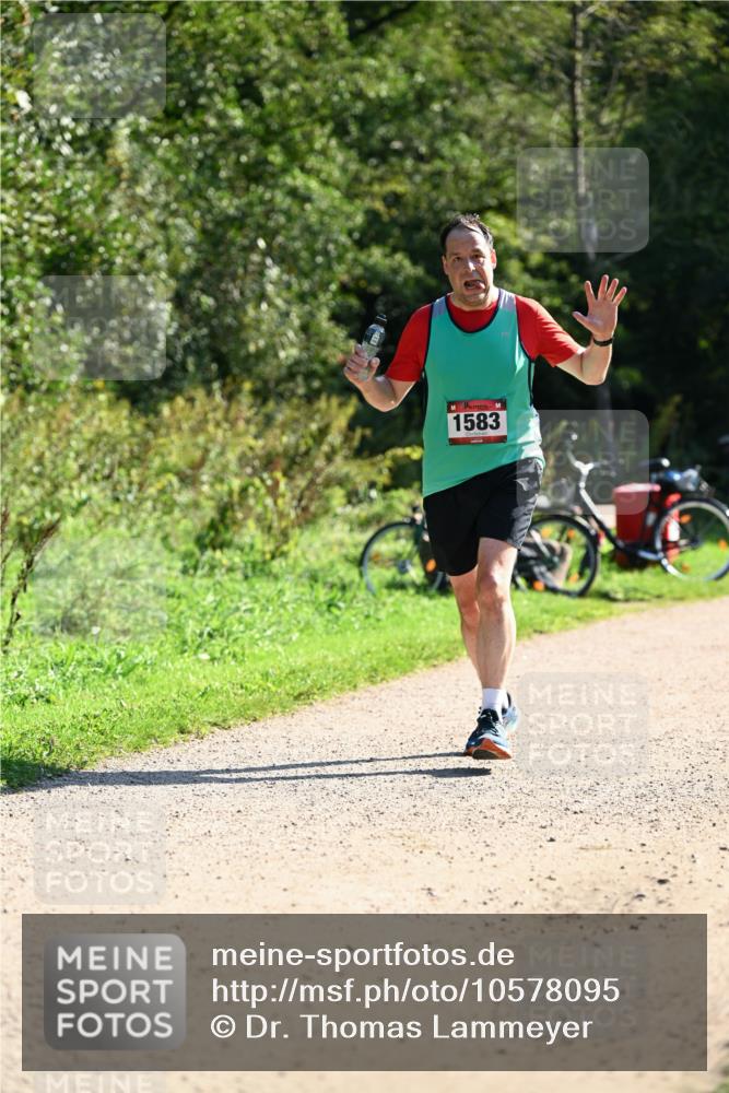 27.09.2026 - 35. Volkslauf durch das schöne Alstertal Dr. Thomas Lammeyer http://msf.ph/oto/10578095 27.09.2026 11:57:59 Laufen 1583 meine-sportfotos.de