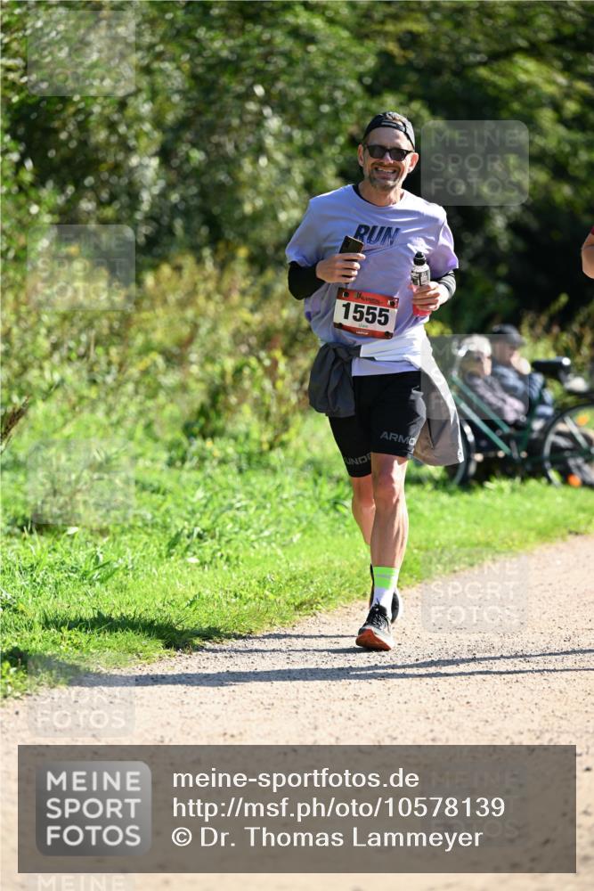 27.09.2026 - 35. Volkslauf durch das schöne Alstertal Dr. Thomas Lammeyer http://msf.ph/oto/10578139 27.09.2026 11:58:34 Laufen 1555 meine-sportfotos.de