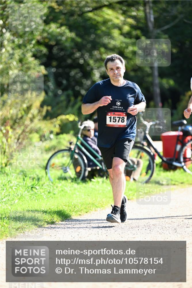 27.09.2026 - 35. Volkslauf durch das schöne Alstertal Dr. Thomas Lammeyer http://msf.ph/oto/10578154 27.09.2026 11:58:57 Laufen 1578 meine-sportfotos.de
