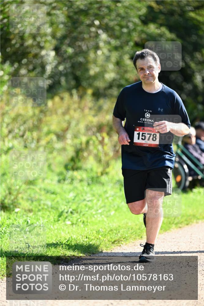 27.09.2026 - 35. Volkslauf durch das schöne Alstertal Dr. Thomas Lammeyer http://msf.ph/oto/10578163 27.09.2026 11:58:58 Laufen 1578 meine-sportfotos.de