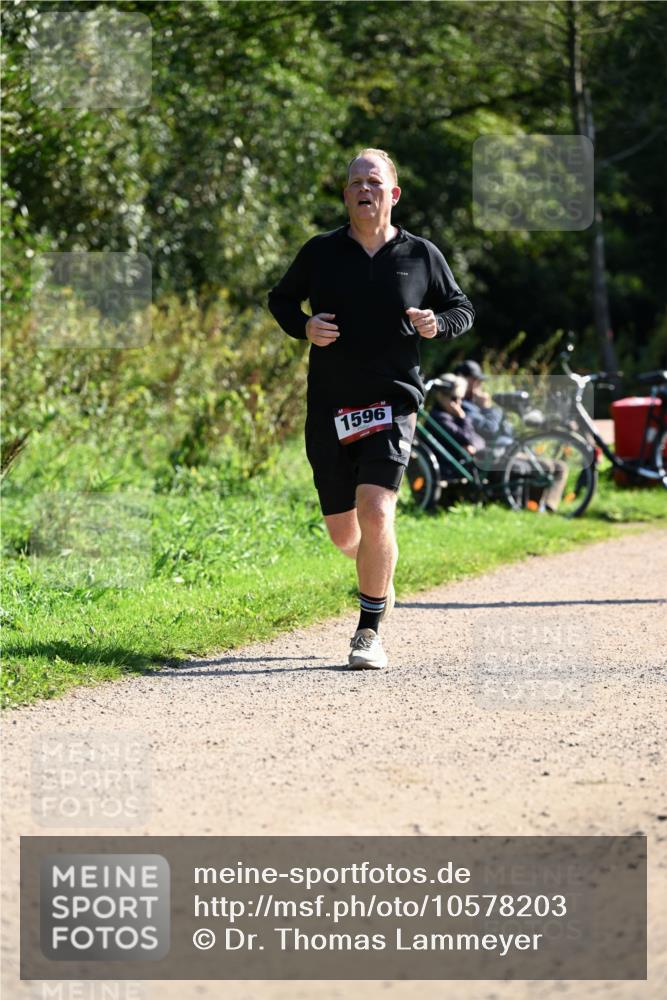 27.09.2026 - 35. Volkslauf durch das schöne Alstertal Dr. Thomas Lammeyer http://msf.ph/oto/10578203 27.09.2026 11:59:37 Laufen 1596 meine-sportfotos.de