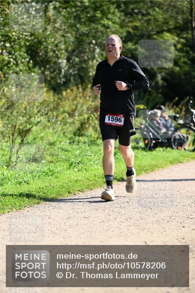 27.09.2026 - 35. Volkslauf durch das schöne Alstertal Dr. Thomas Lammeyer http://msf.ph/oto/10578206 27.09.2026 11:59:37 Laufen 1596 meine-sportfotos.de