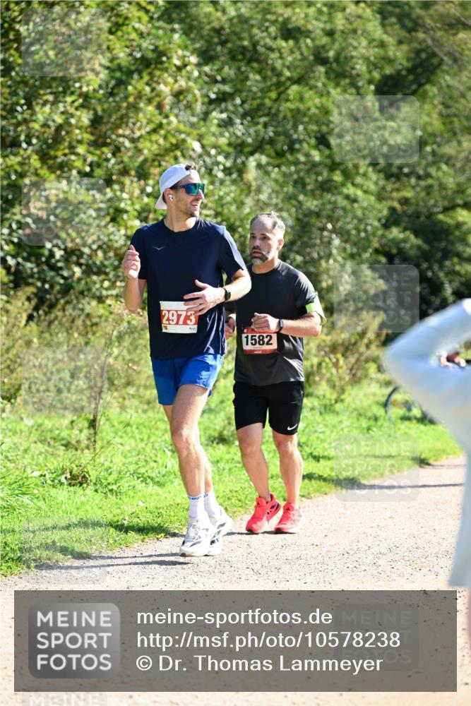 27.09.2026 - 35. Volkslauf durch das schöne Alstertal Dr. Thomas Lammeyer http://msf.ph/oto/10578238 27.09.2026 11:59:45 Laufen 2973, 1582 meine-sportfotos.de