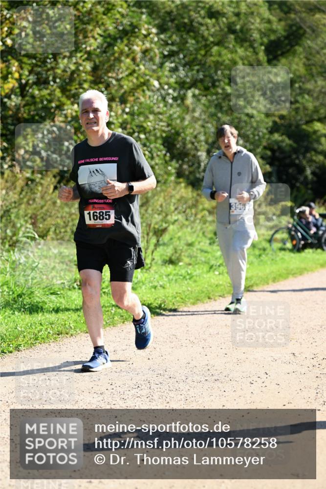 27.09.2026 - 35. Volkslauf durch das schöne Alstertal Dr. Thomas Lammeyer http://msf.ph/oto/10578258 27.09.2026 11:59:48 Laufen 1685, 3969 meine-sportfotos.de