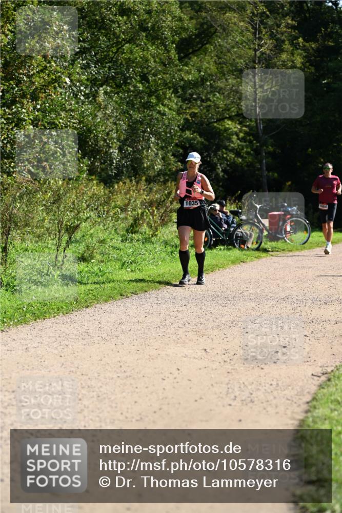 27.09.2026 - 35. Volkslauf durch das schöne Alstertal Dr. Thomas Lammeyer http://msf.ph/oto/10578316 27.09.2026 11:59:59 Laufen 1035, 1684 meine-sportfotos.de