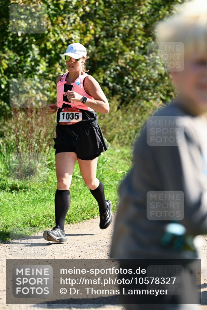 27.09.2026 - 35. Volkslauf durch das schöne Alstertal Dr. Thomas Lammeyer http://msf.ph/oto/10578327 27.09.2026 12:00:02 Laufen 1035 meine-sportfotos.de