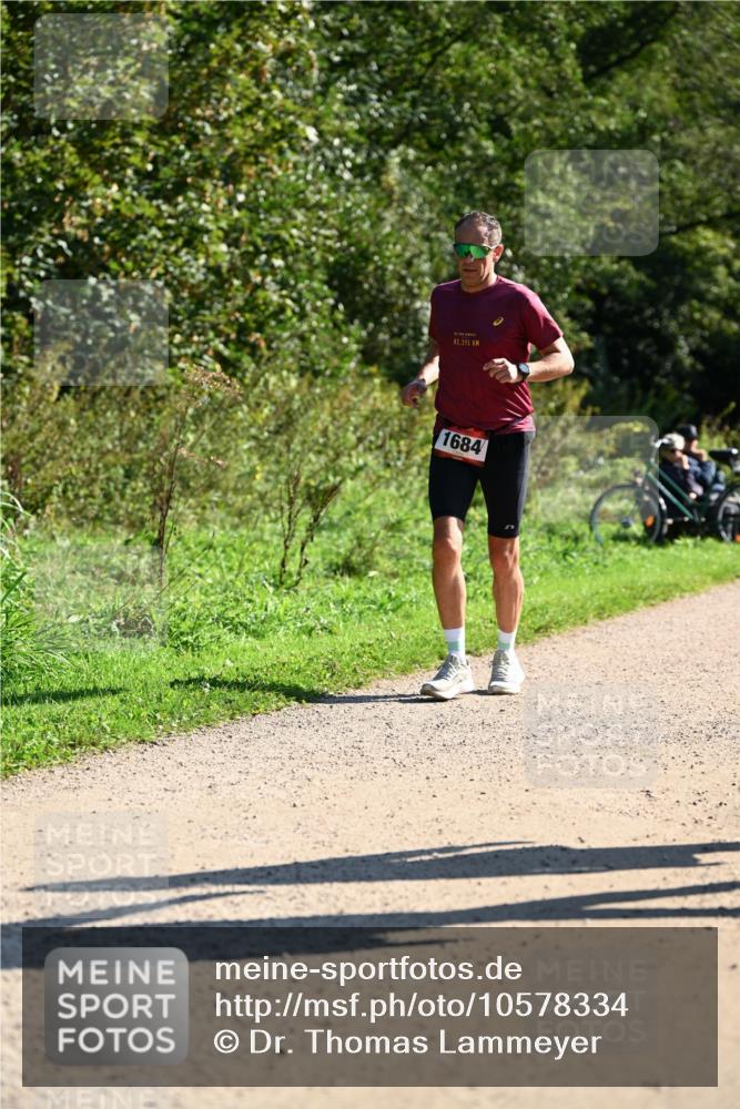 27.09.2026 - 35. Volkslauf durch das schöne Alstertal Dr. Thomas Lammeyer http://msf.ph/oto/10578334 27.09.2026 12:00:04 Laufen 42, 195, 1684 meine-sportfotos.de