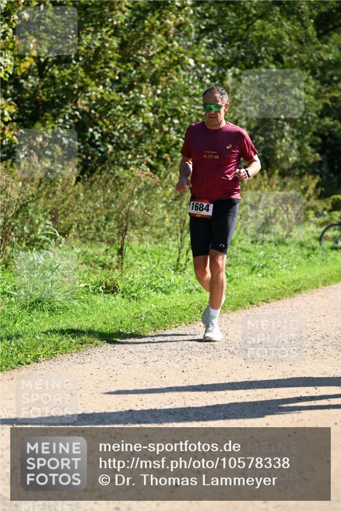 27.09.2026 - 35. Volkslauf durch das schöne Alstertal Dr. Thomas Lammeyer http://msf.ph/oto/10578338 27.09.2026 12:00:04 Laufen 42, 195, 1684 meine-sportfotos.de