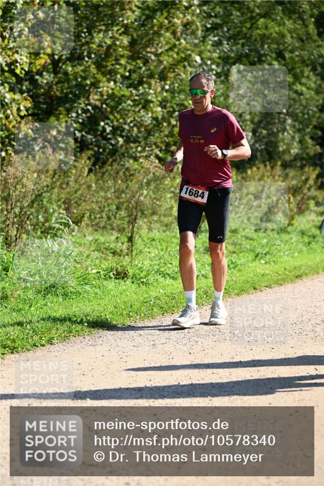 27.09.2026 - 35. Volkslauf durch das schöne Alstertal Dr. Thomas Lammeyer http://msf.ph/oto/10578340 27.09.2026 12:00:05 Laufen 42, 195, 1684 meine-sportfotos.de