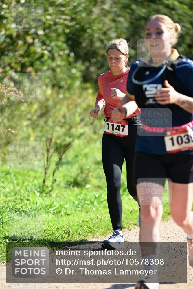 27.09.2026 - 35. Volkslauf durch das schöne Alstertal Dr. Thomas Lammeyer http://msf.ph/oto/10578398 27.09.2026 12:00:23 Laufen 1147, 103 meine-sportfotos.de