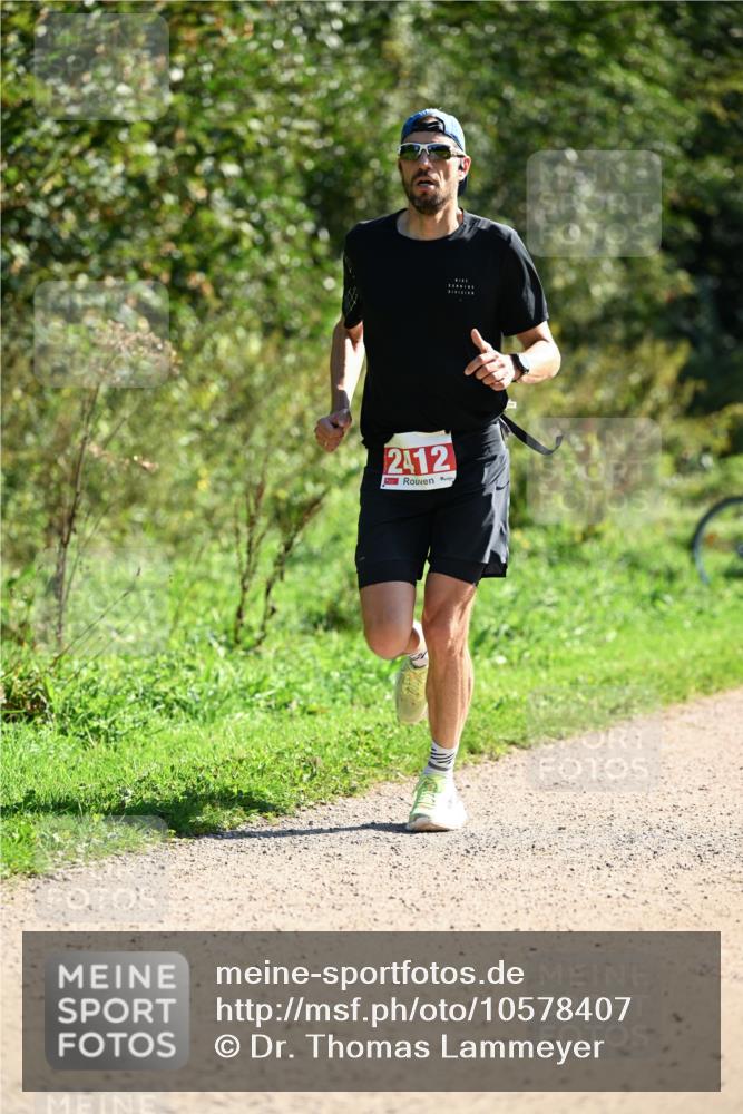 27.09.2026 - 35. Volkslauf durch das schöne Alstertal Dr. Thomas Lammeyer http://msf.ph/oto/10578407 27.09.2026 12:00:30 Laufen 2412 meine-sportfotos.de