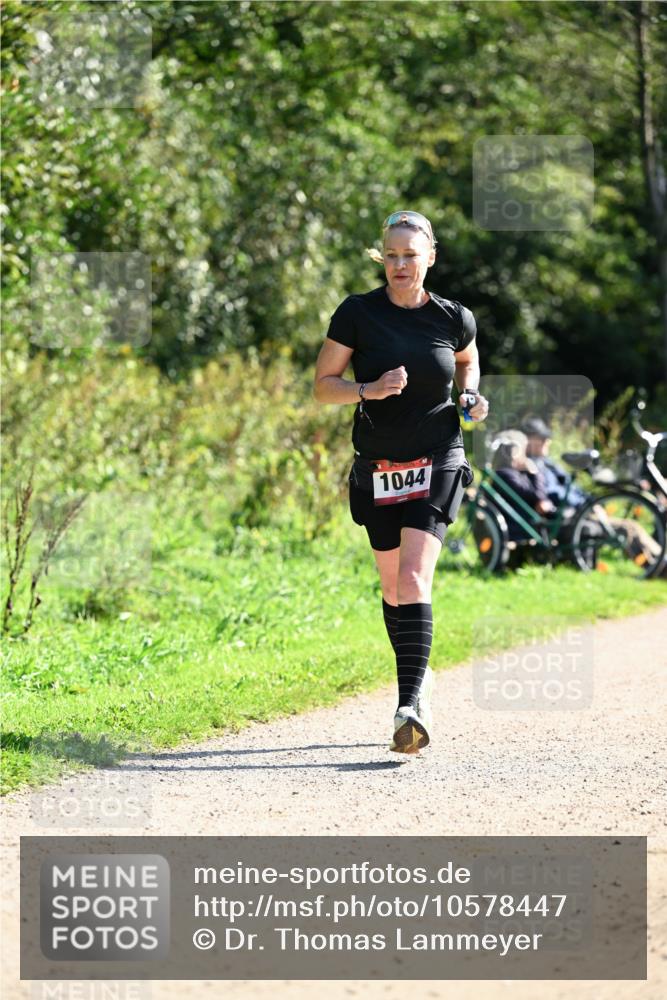 27.09.2026 - 35. Volkslauf durch das schöne Alstertal Dr. Thomas Lammeyer http://msf.ph/oto/10578447 27.09.2026 12:00:53 Laufen 1044 meine-sportfotos.de