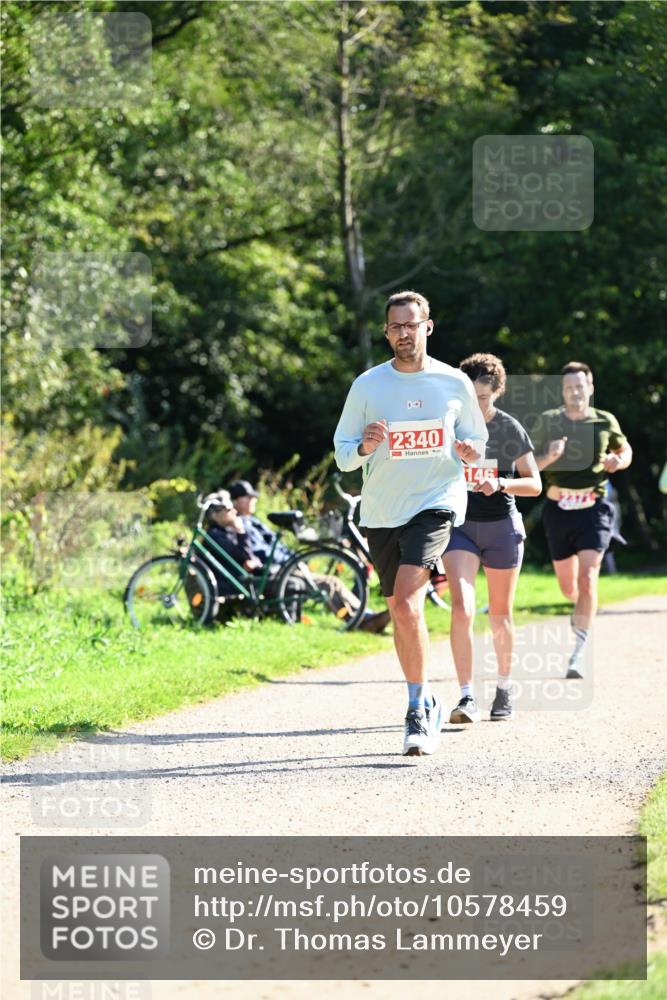 27.09.2026 - 35. Volkslauf durch das schöne Alstertal Dr. Thomas Lammeyer http://msf.ph/oto/10578459 27.09.2026 12:00:57 Laufen 341, 2340, 146 meine-sportfotos.de