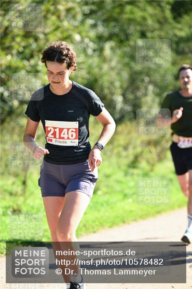 27.09.2026 - 35. Volkslauf durch das schöne Alstertal Dr. Thomas Lammeyer http://msf.ph/oto/10578482 27.09.2026 12:01:00 Laufen 2146 meine-sportfotos.de
