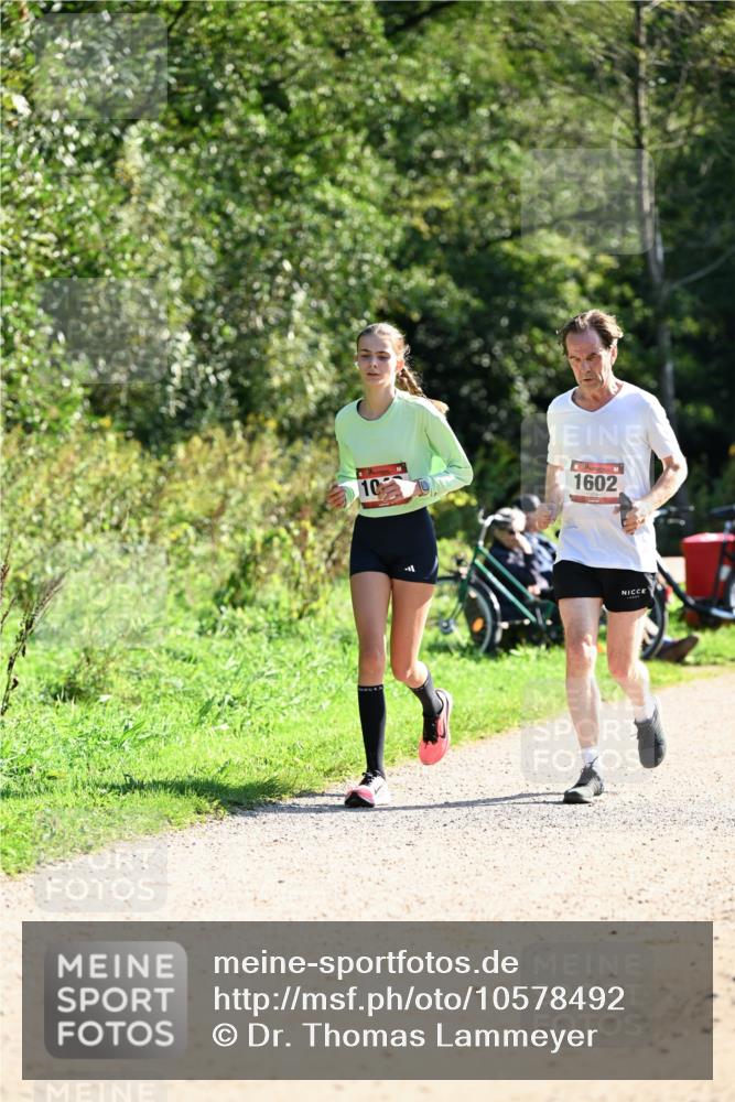 27.09.2026 - 35. Volkslauf durch das schöne Alstertal Dr. Thomas Lammeyer http://msf.ph/oto/10578492 27.09.2026 12:01:04 Laufen 10, 1602 meine-sportfotos.de