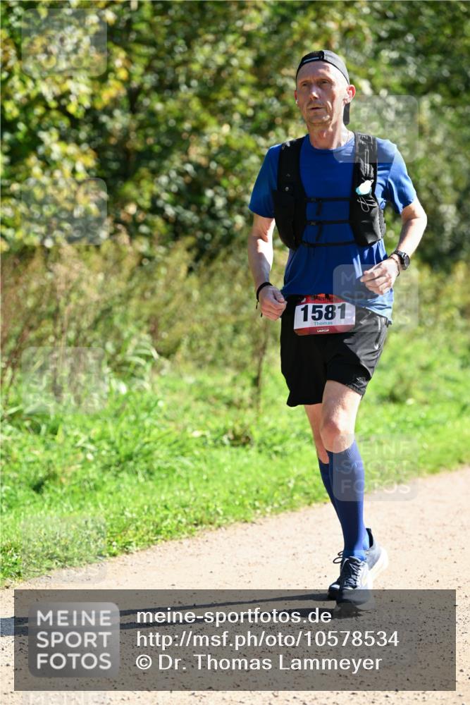 27.09.2026 - 35. Volkslauf durch das schöne Alstertal Dr. Thomas Lammeyer http://msf.ph/oto/10578534 27.09.2026 12:01:21 Laufen 1581 meine-sportfotos.de