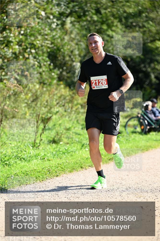 27.09.2026 - 35. Volkslauf durch das schöne Alstertal Dr. Thomas Lammeyer http://msf.ph/oto/10578560 27.09.2026 12:01:35 Laufen 2126 meine-sportfotos.de