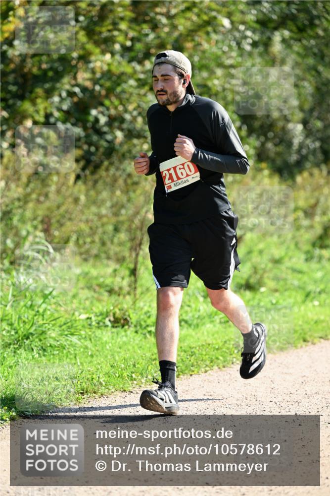 27.09.2026 - 35. Volkslauf durch das schöne Alstertal Dr. Thomas Lammeyer http://msf.ph/oto/10578612 27.09.2026 12:01:53 Laufen 2160 meine-sportfotos.de