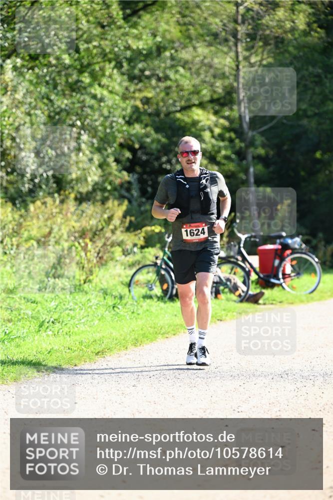 27.09.2026 - 35. Volkslauf durch das schöne Alstertal Dr. Thomas Lammeyer http://msf.ph/oto/10578614 27.09.2026 12:02:02 Laufen 1624 meine-sportfotos.de