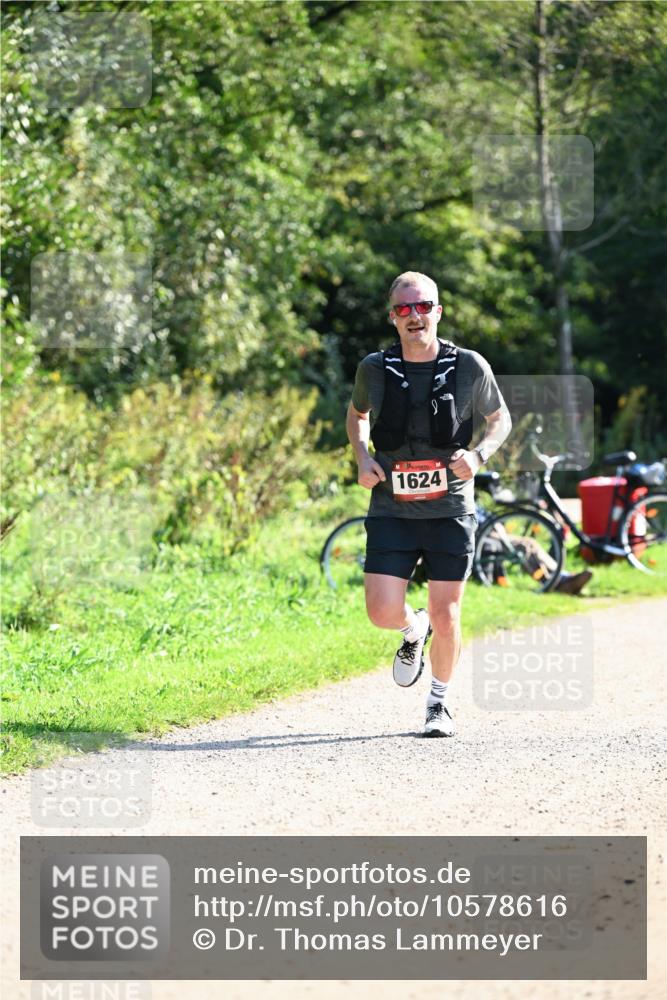 27.09.2026 - 35. Volkslauf durch das schöne Alstertal Dr. Thomas Lammeyer http://msf.ph/oto/10578616 27.09.2026 12:02:02 Laufen 1624 meine-sportfotos.de